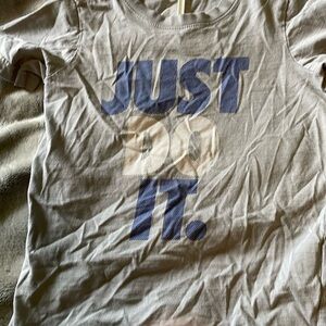 Nike Boy's Classic Short Sleeve Graphic Logo Tee - Grey